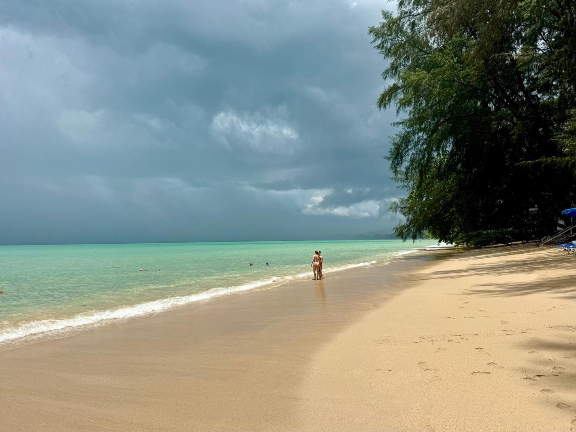 Ao Thong Beach Resort Bang Sak Ngoại thất bức ảnh